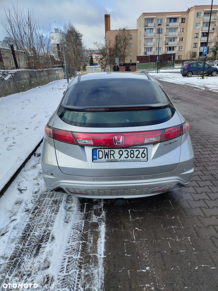 Honda Civic 1.8i-VTEC Executive - 6