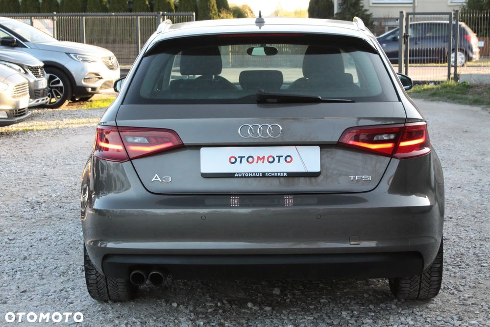 Audi A3 Sportback 1.4 TFSI Ambition - 11