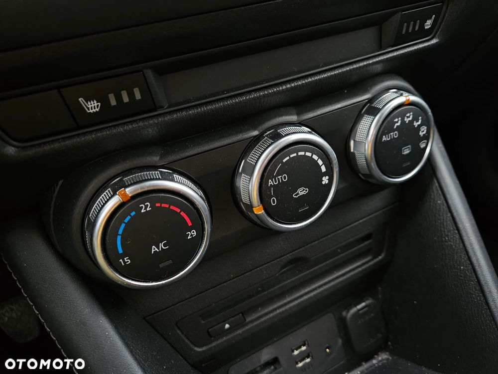 Mazda CX-3 SKYACTIV-G 120 FWD Sports-Line - 28