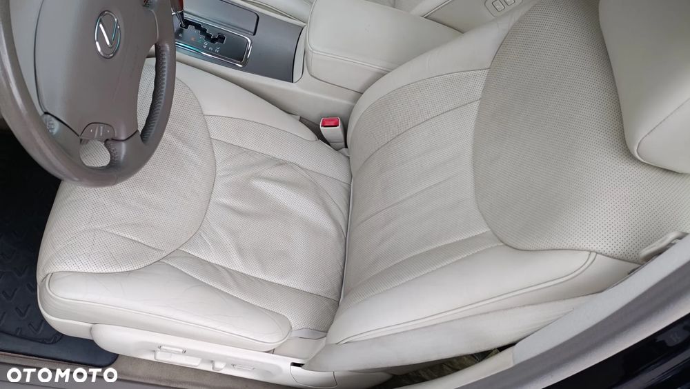 Lexus LS High Class - 20