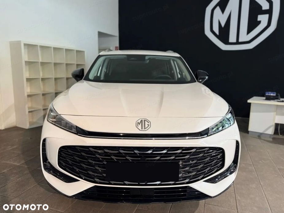 MG HS