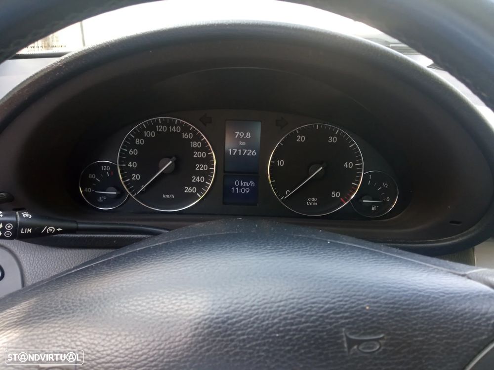 Mercedes-Benz C 220 CDI Avantgarde DPF - 13