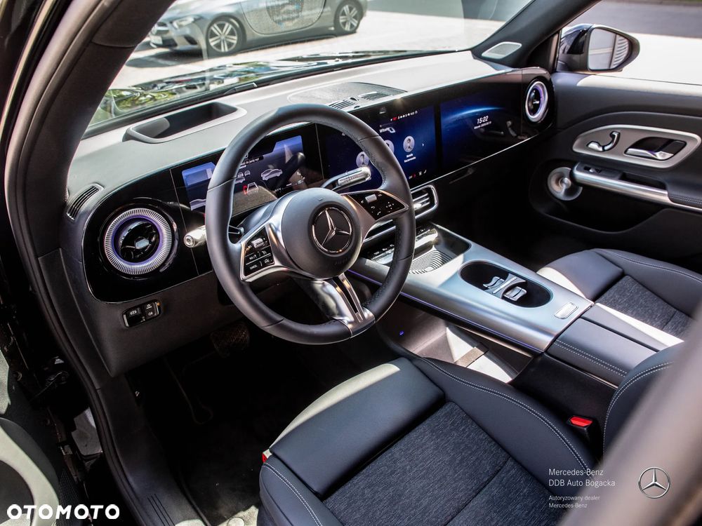 Mercedes-Benz GLB - 8