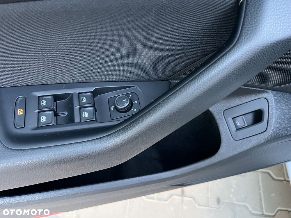 Volkswagen Passat 2.0 TDI EVO Business DSG - 13