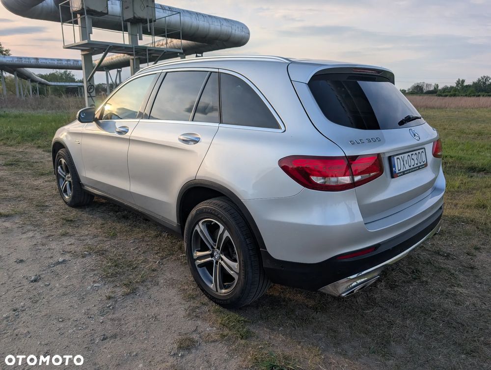 Mercedes-Benz GLC 300 4-Matic - 2