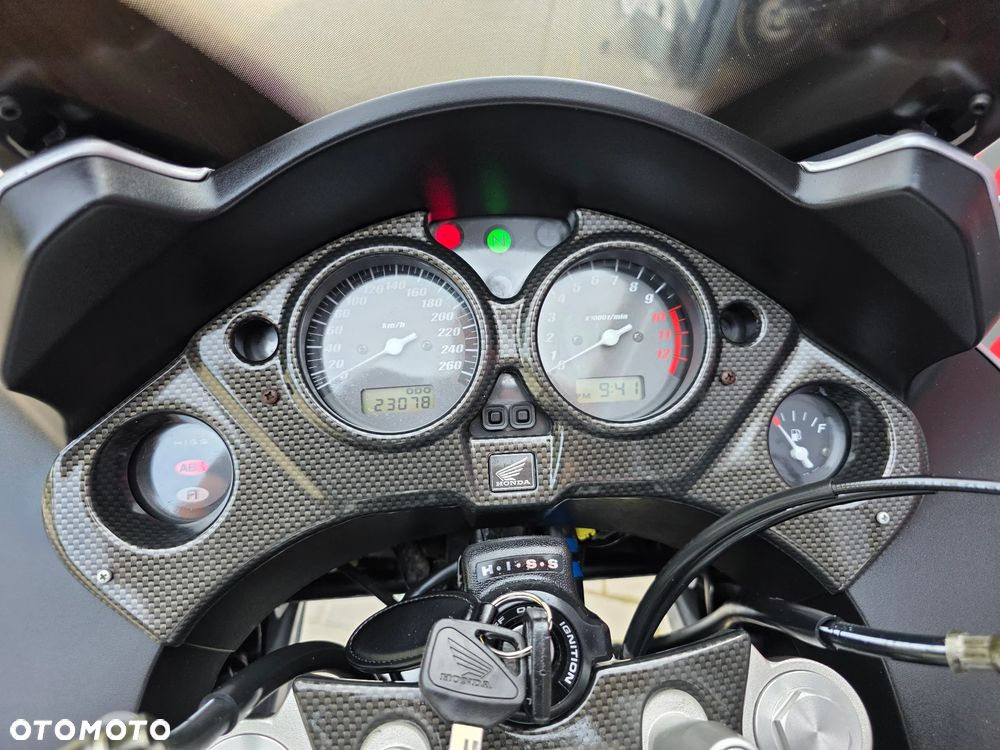 Honda CBF - 18
