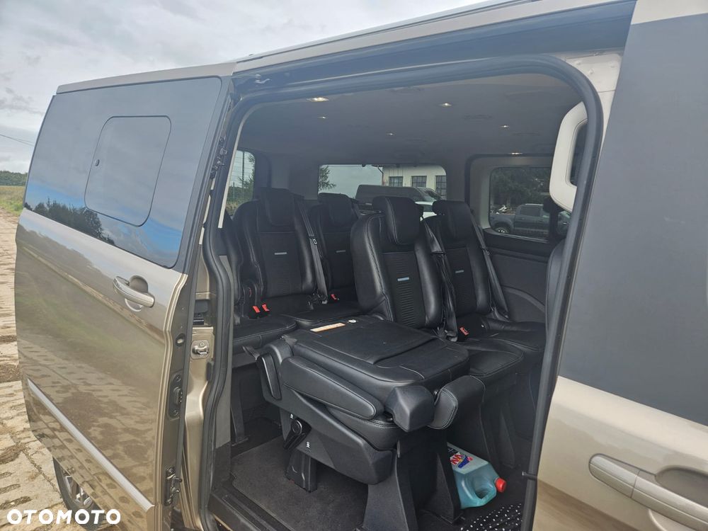 Ford Tourneo Custom - 4