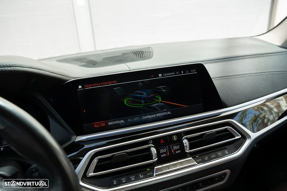 BMW X7 xDrive30d - 15