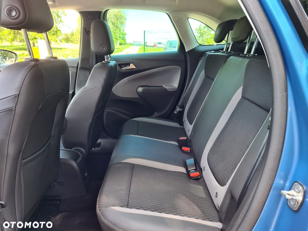 Opel Crossland X - 11