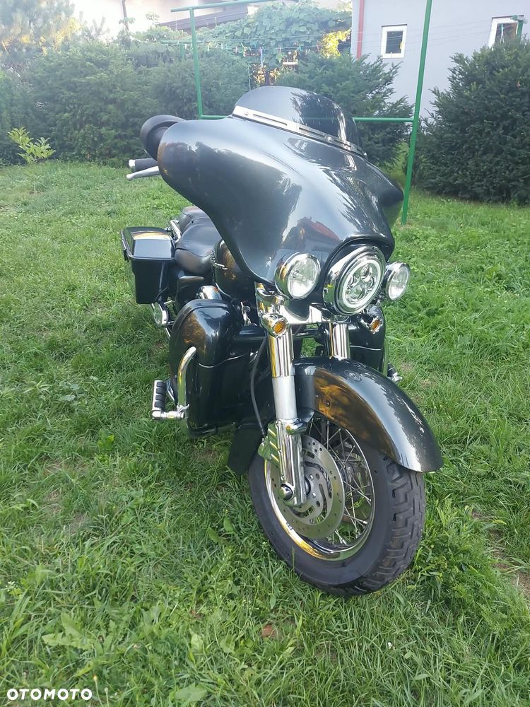 Harley-Davidson Touring Street Glide - 4