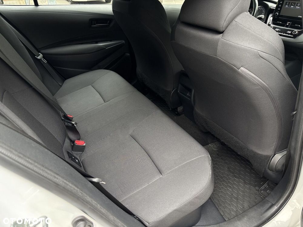 Toyota Corolla - 22