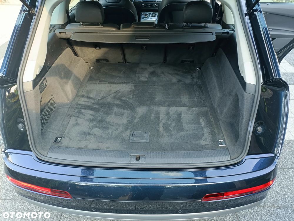 Audi Q7 - 11