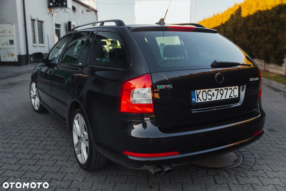 Skoda Octavia 2.0 TSI RS - 6
