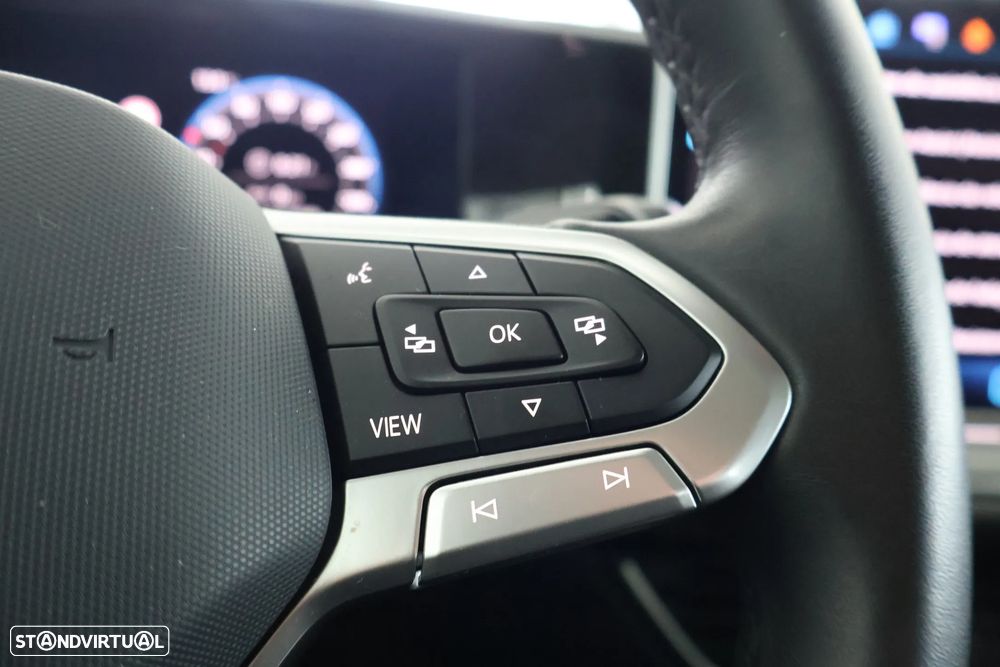 VW Passat Variant 1.5 TSI eHybrid Business DSG - 19