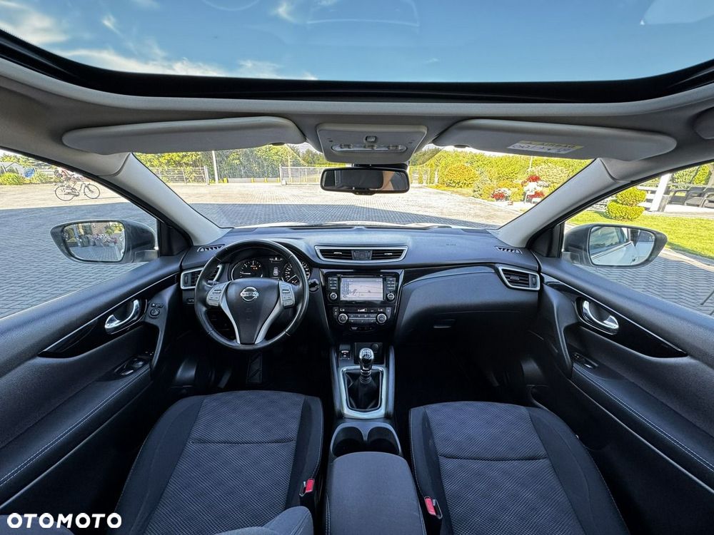 Nissan Qashqai 1.5 dCi TEKNA - 13