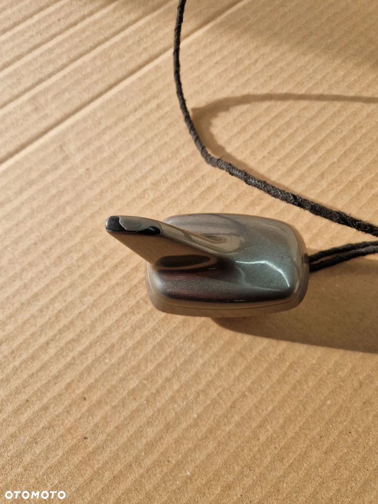 ANTENA DACHOWA AUDI Q7 lift 4L0035503L - 4