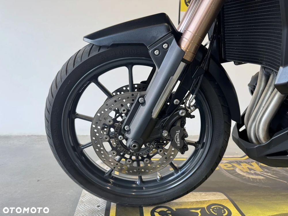 Triumph Tiger - 18