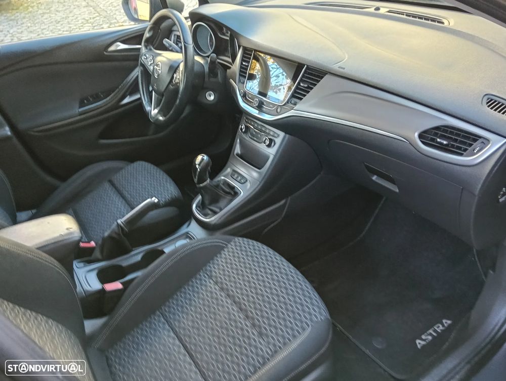 Opel Astra 1.6 CDTI Cosmo S/S J18 - 36