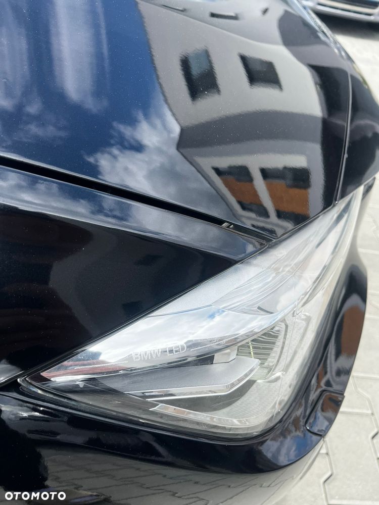 BMW Seria 3 330i Sport Line - 10