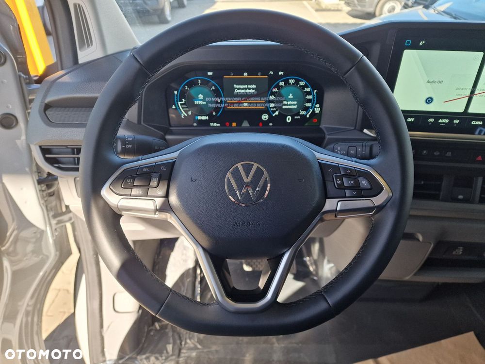 Volkswagen Transporter - 11