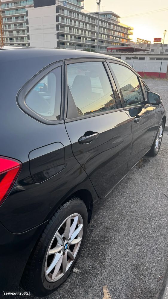 BMW 214 Active Tourer d - 3