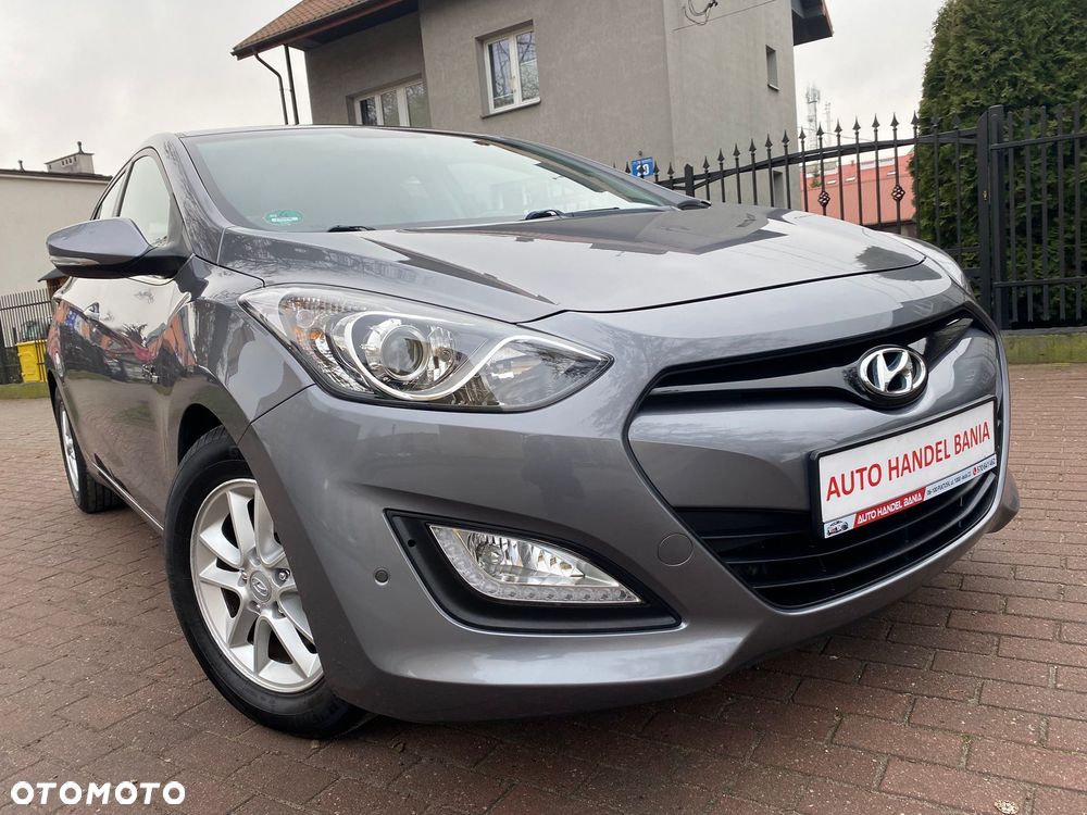 Hyundai i30 blue 1.6 GDI Trend - 23