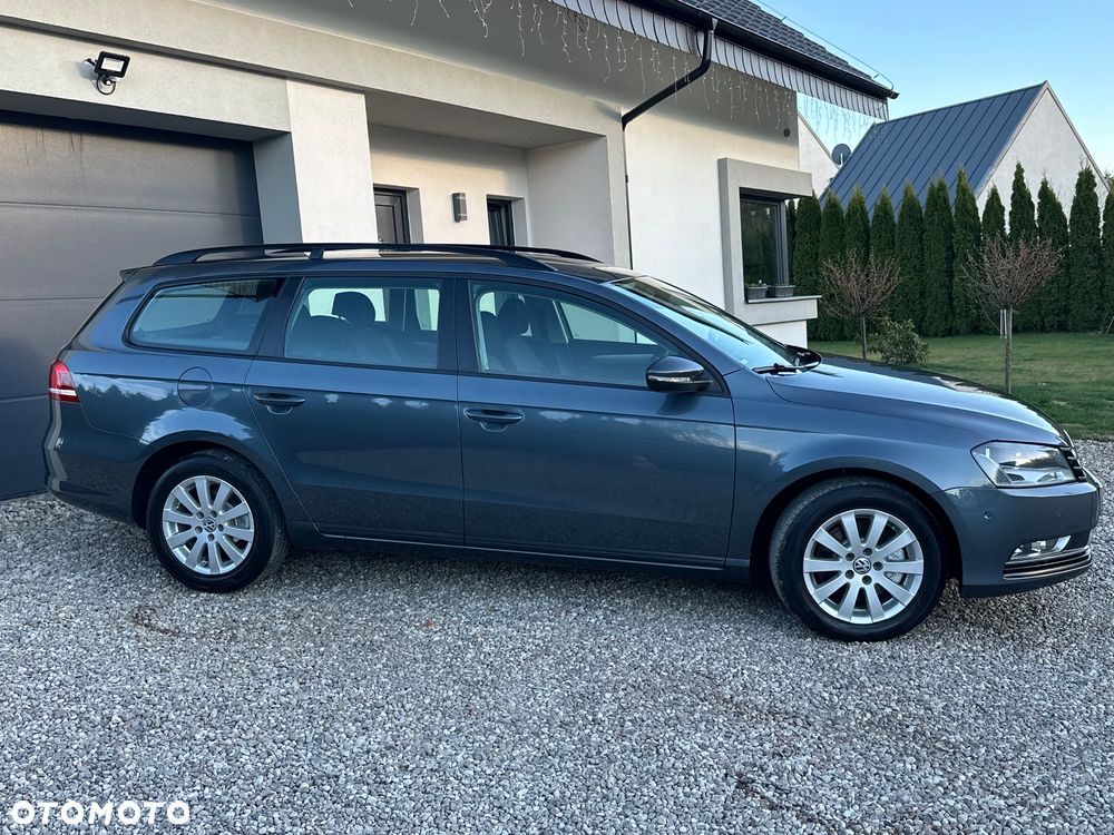 Volkswagen Passat - 13