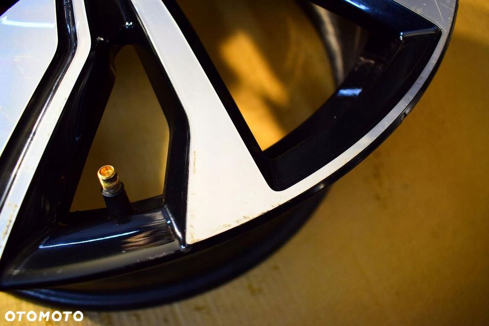 VOLVO 20 ,,R-Design XC40 XC60 Nowy Model Oryginał - 2