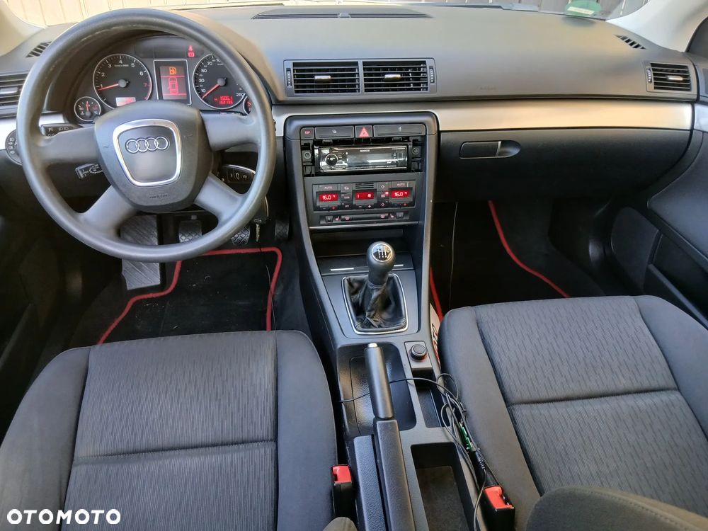 Audi A4 Limousine - 19