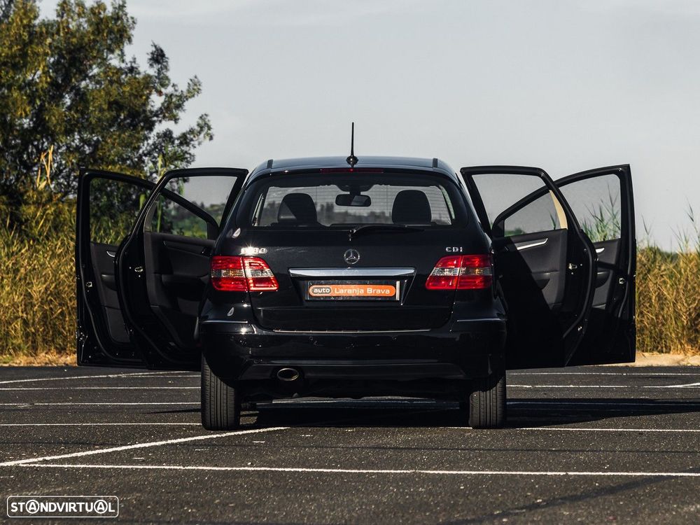 Mercedes-Benz B 180 CDi - 10