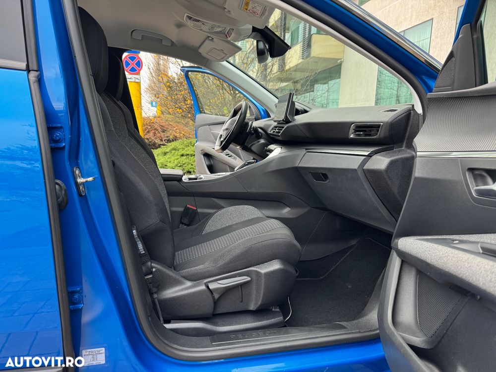 Peugeot 3008 PureTech 130 Stop & Start GPF EAT8 Allure - 29