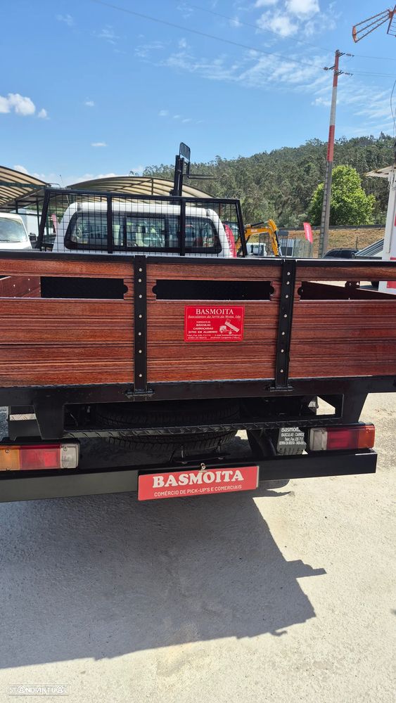 Toyota Hilux - 5