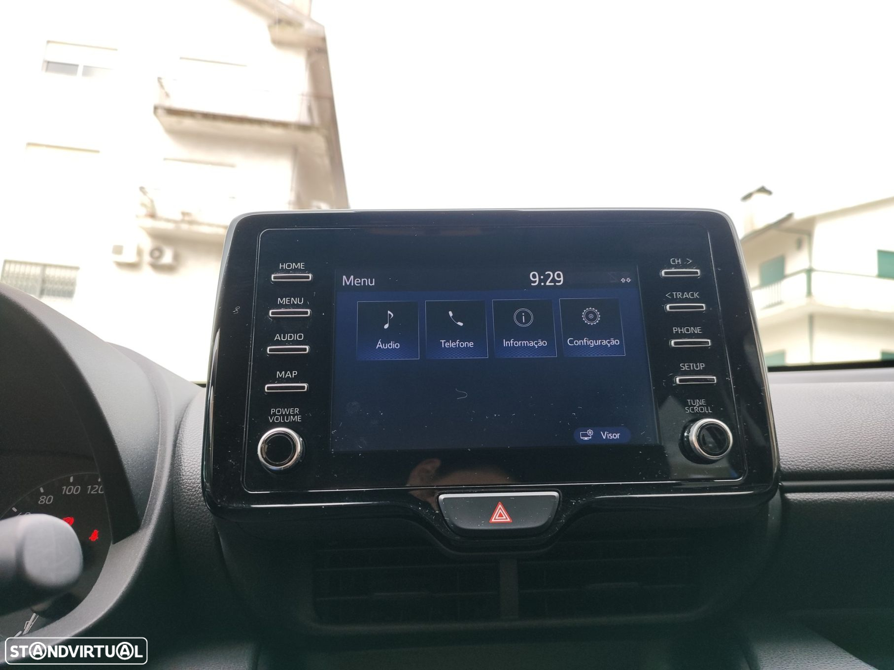 Toyota Yaris - 17