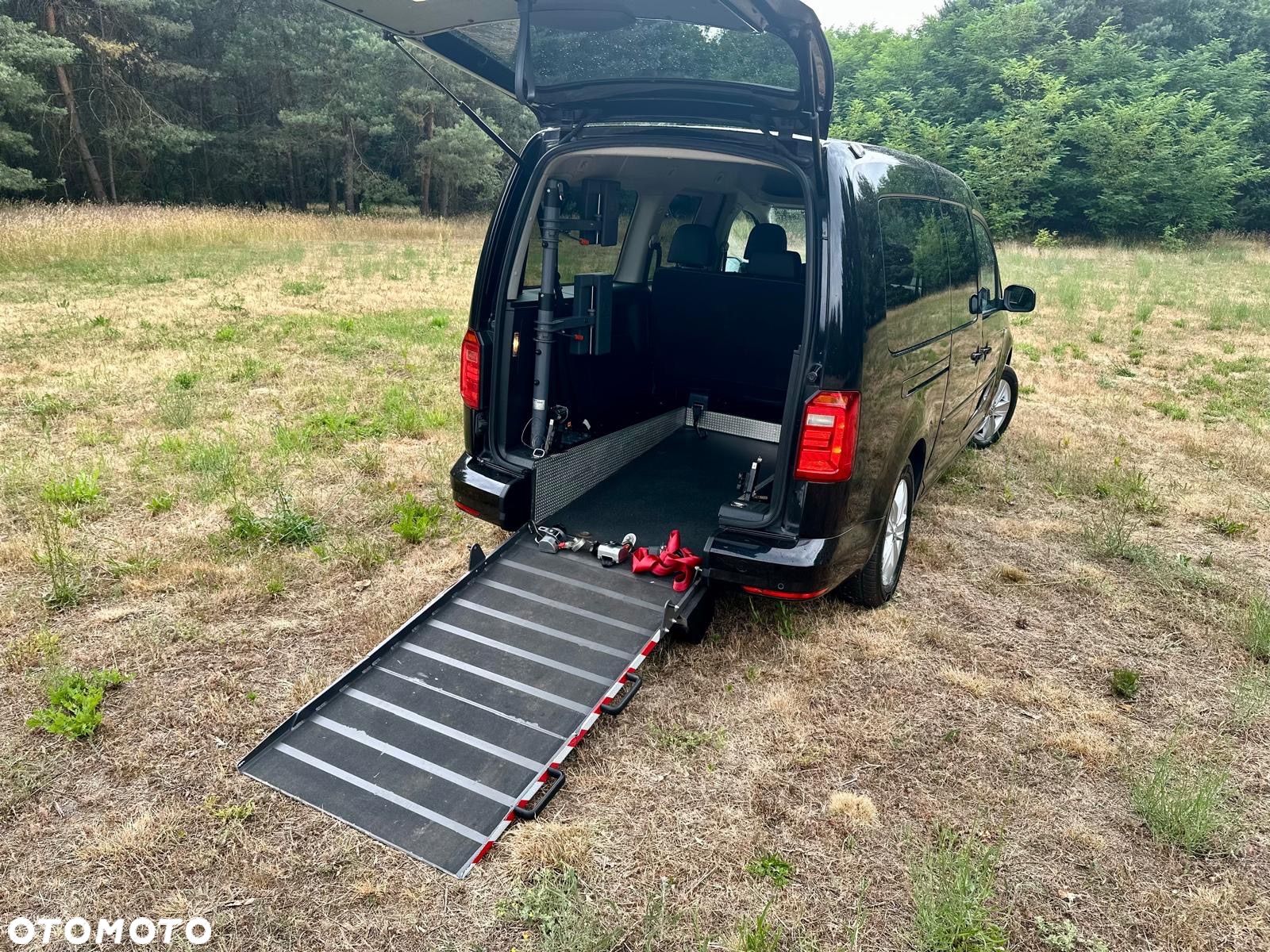 Volkswagen Caddy Maxi 2.0 TDI Comfortline DSG - 1