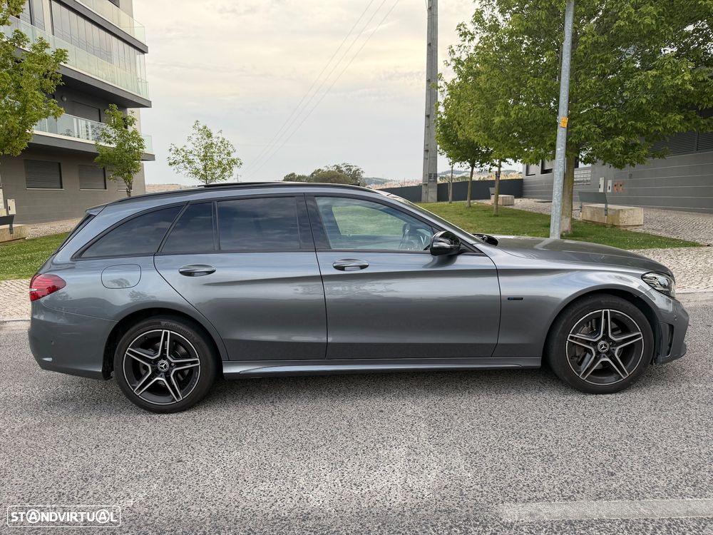Mercedes-Benz C 300 de AMG Line - 12