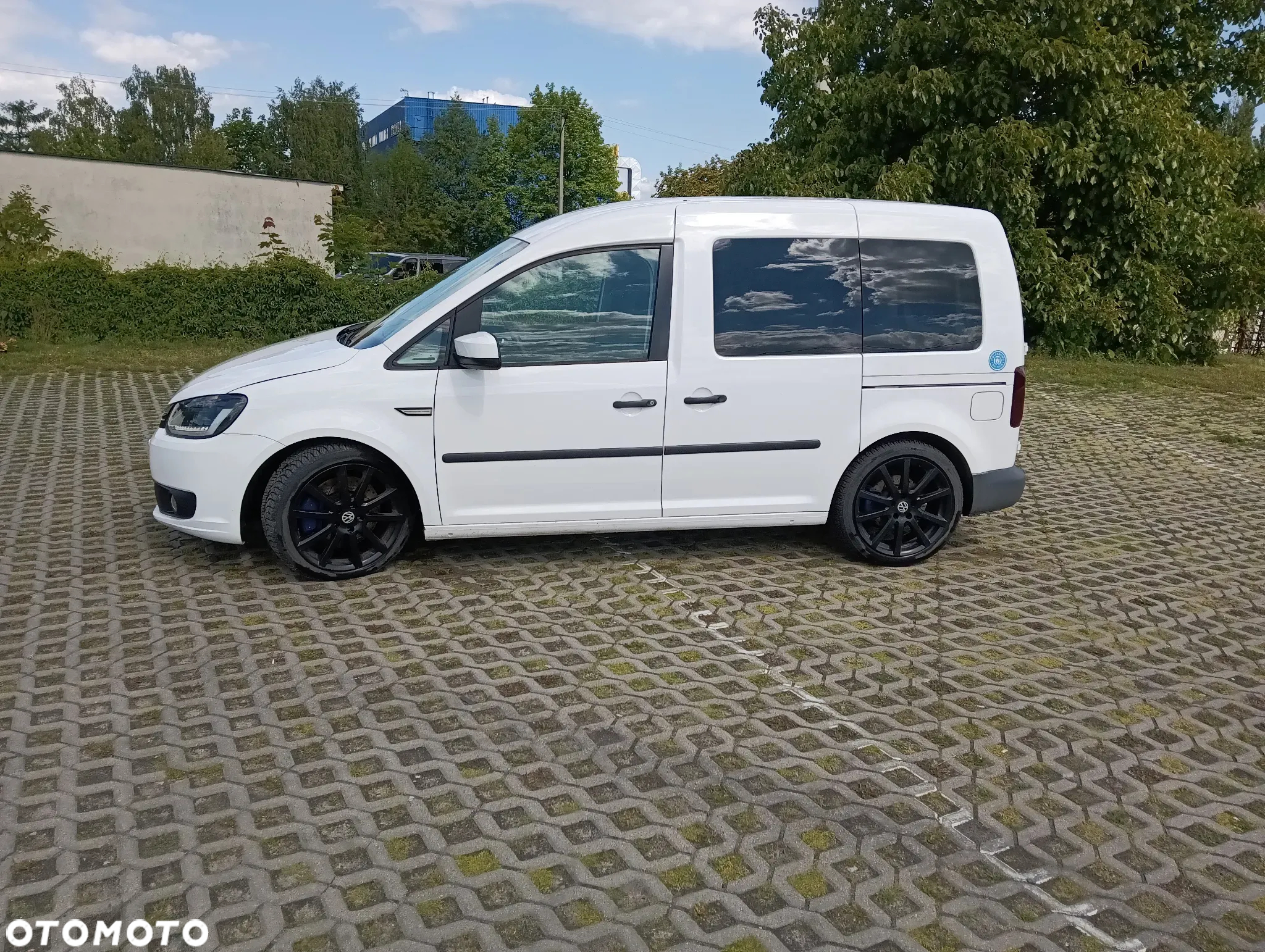 Volkswagen Caddy 1.9 TDI Life DSG - 2