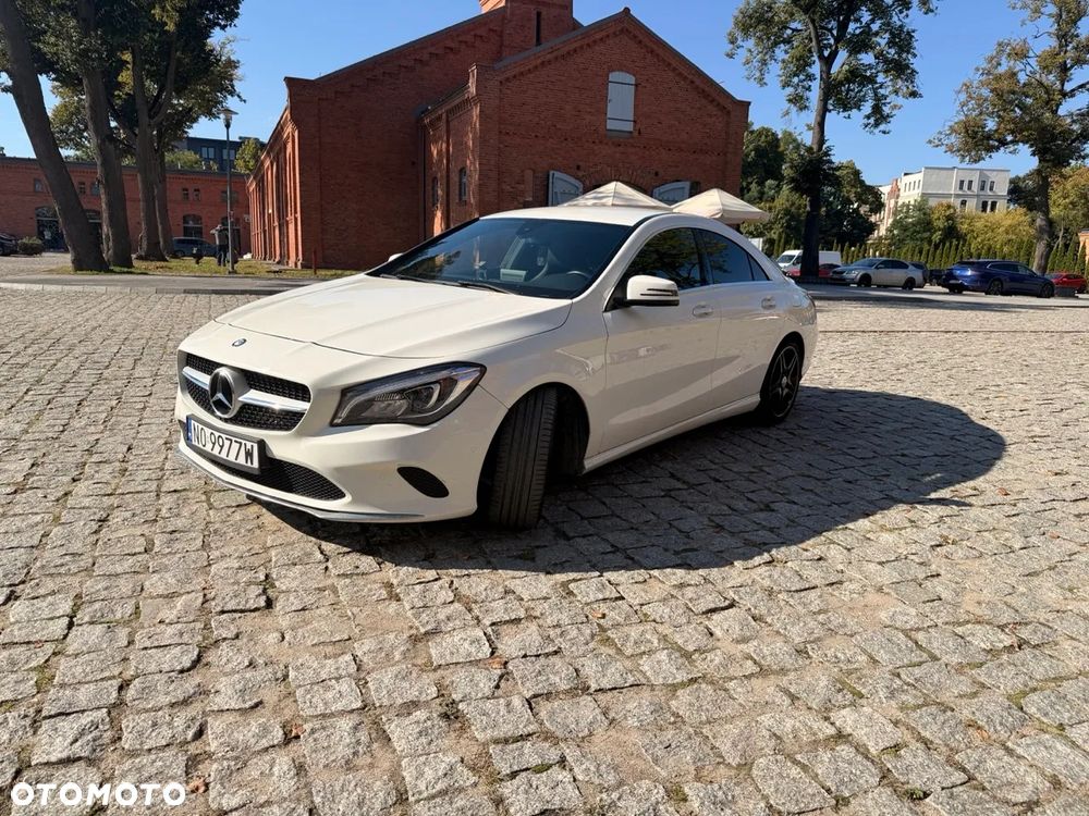 Mercedes-Benz CLA 250 7G-DCT Urban - 7