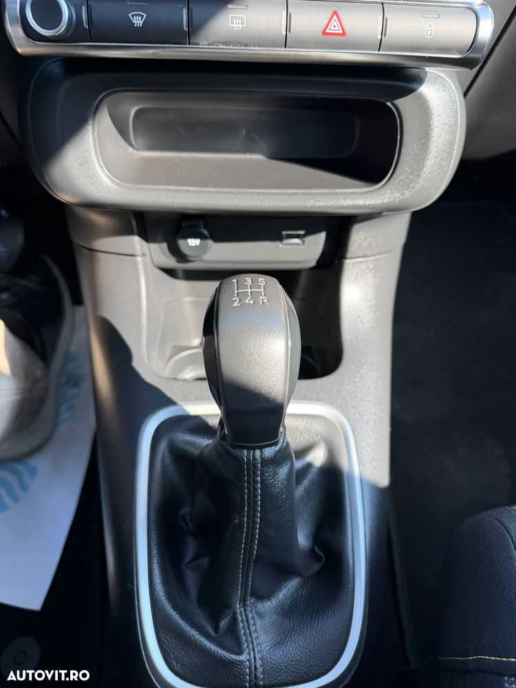 Citroën C3 BlueHDi 100 S&S PLUS - 23