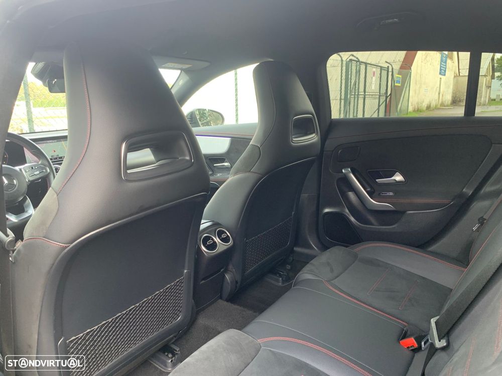 Mercedes-Benz CLA 200 d Shooting Brake AMG Line Aut. - 36