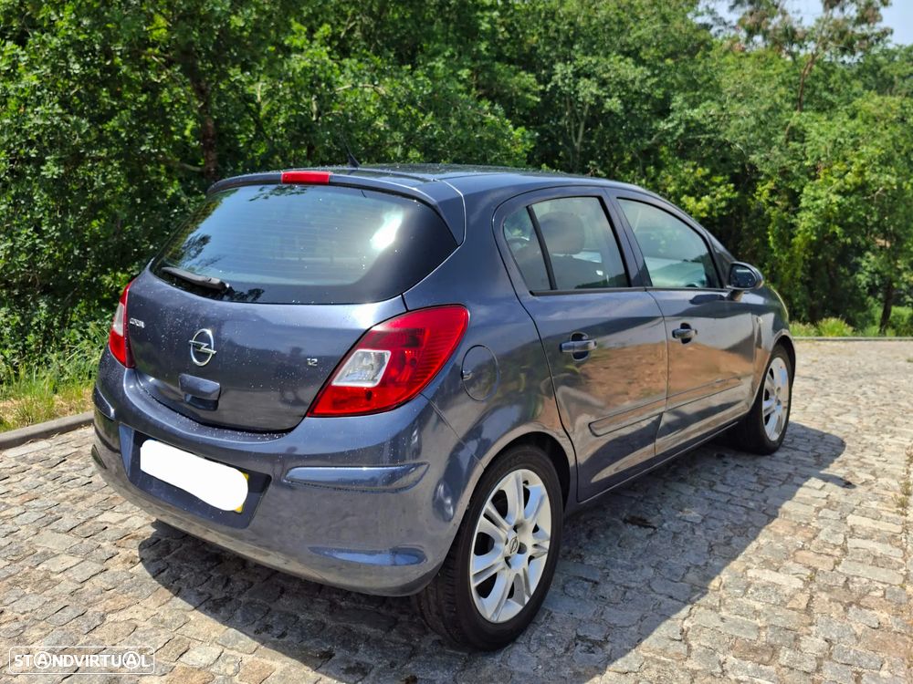 Opel Corsa 1.2 Cosmo - 6