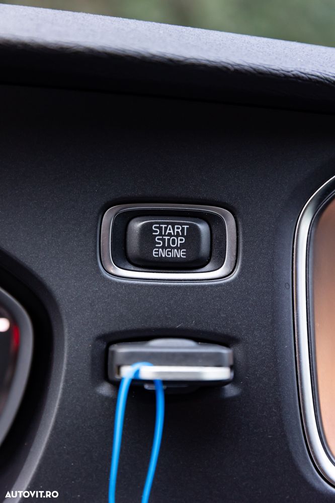 Volvo V40 D4 VEA Aut. Inscription - 23