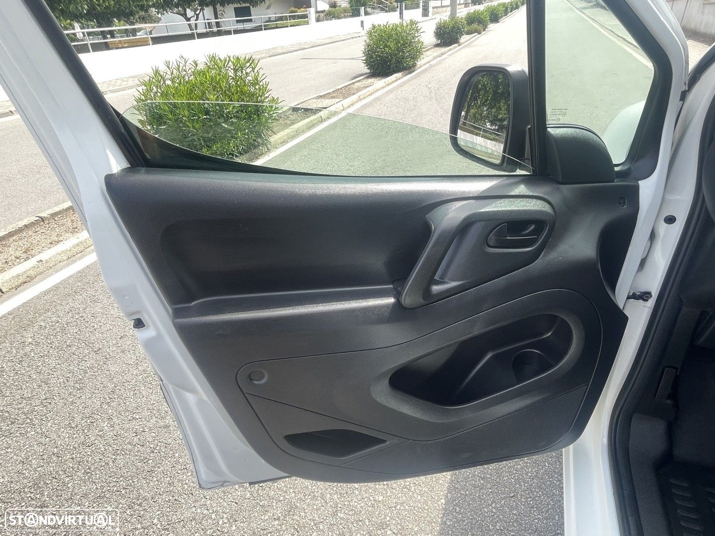 Citroën Berlingo 1.6 BlueHDi L1 3L - 13