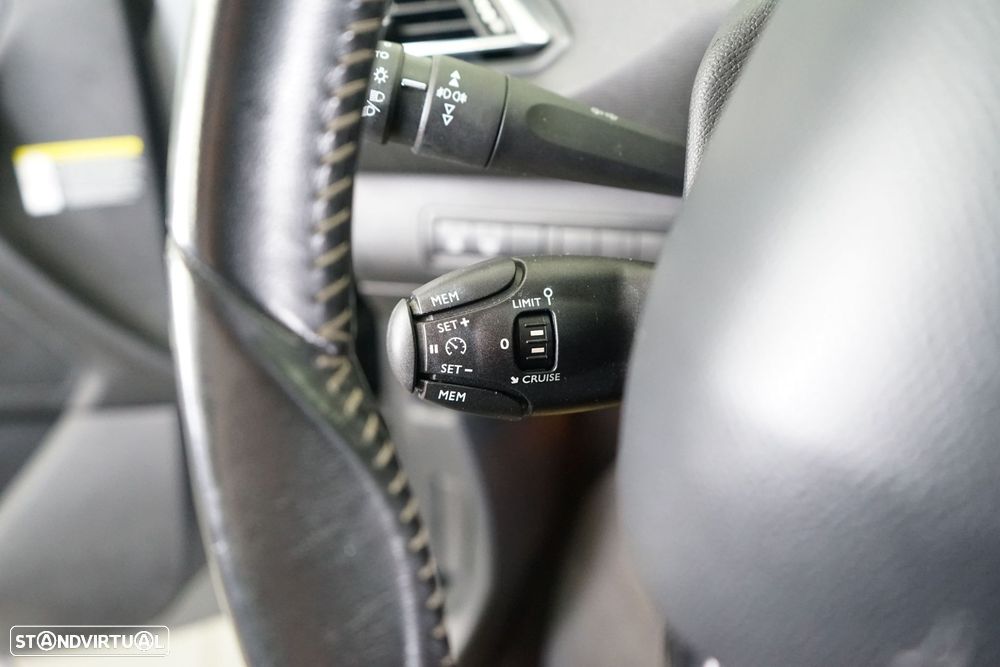 Peugeot 308 SW 1.6 BlueHDi Allure - 24