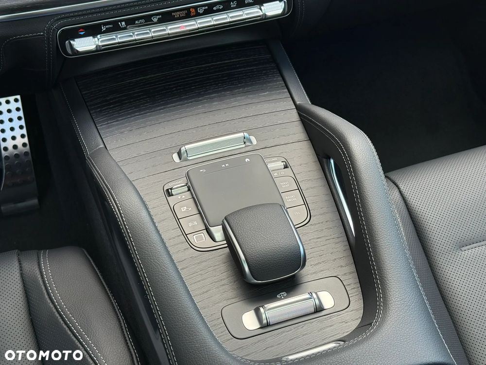 Mercedes-Benz GLE - 14
