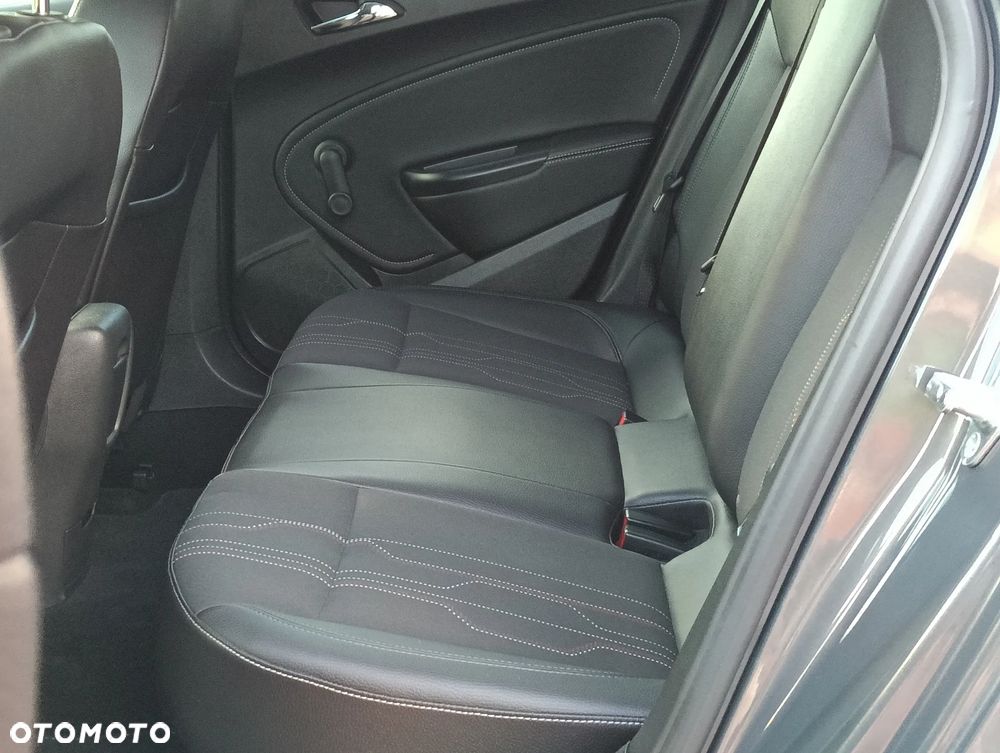 Opel Astra 1.4 T Enjoy - 6