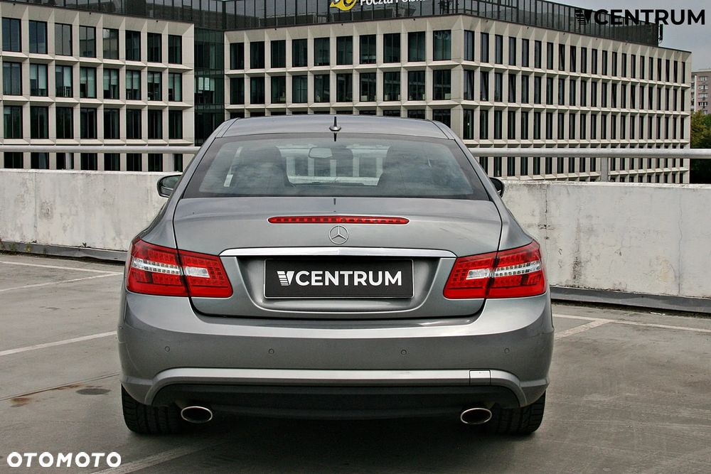 Mercedes-Benz Klasa E 350 CDI BlueEff - 4