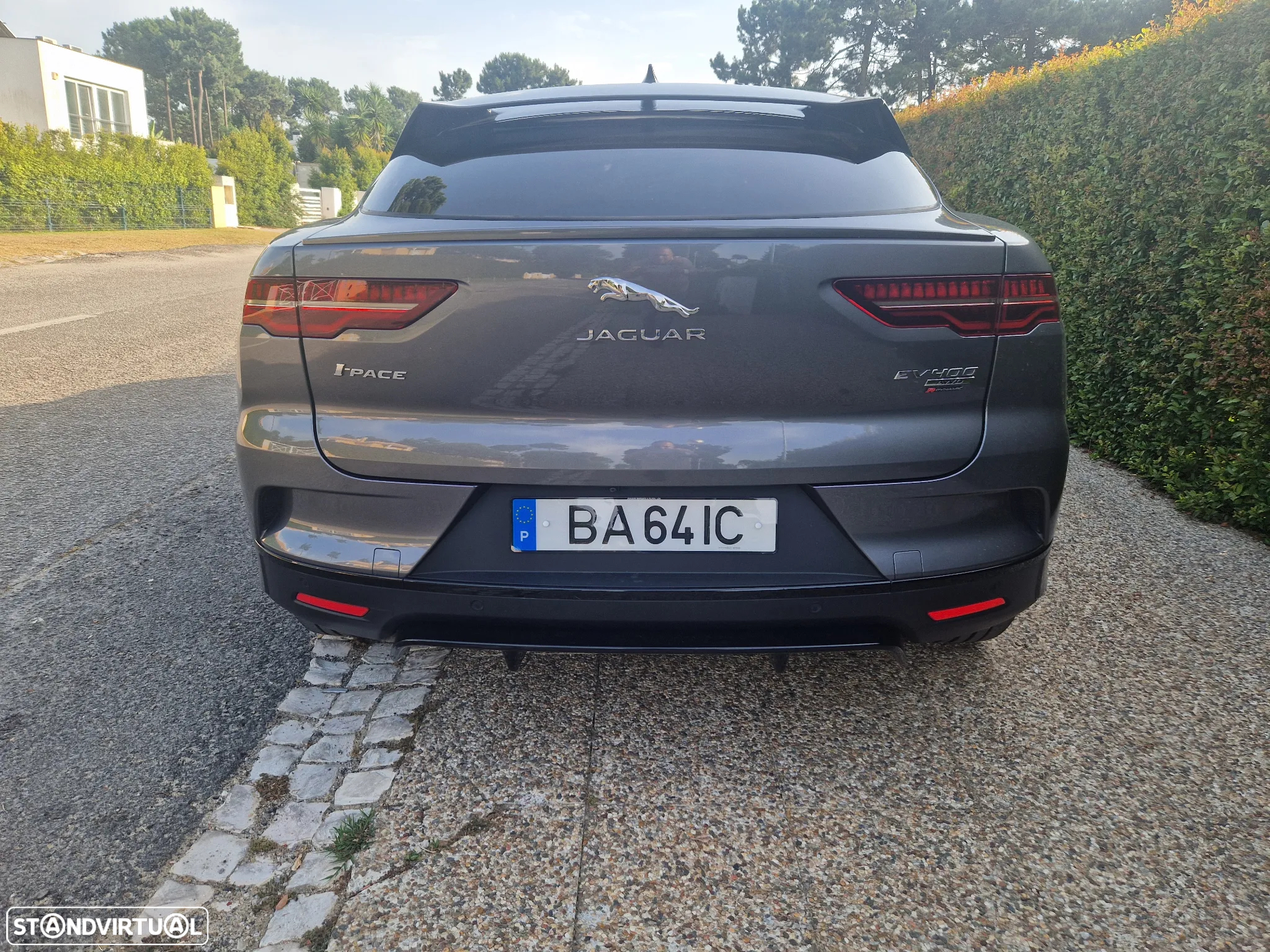 Jaguar I-Pace EV400 AWD R-DYNAMIC HSE - 18