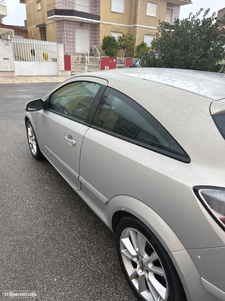 Opel Astra GTC 1.7 CDTI - 2