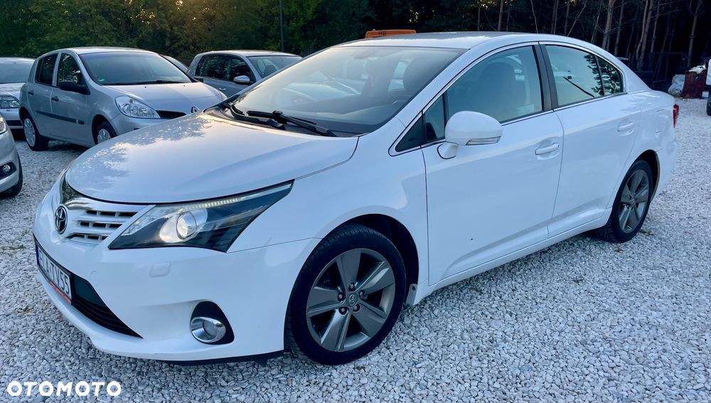Toyota Avensis 2.0 D-4D Premium - 11