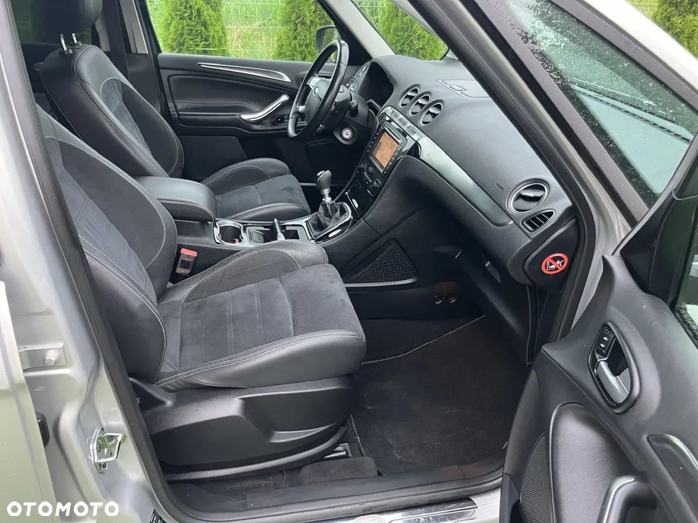 Ford Galaxy 2.0 TDCi Titanium - 23